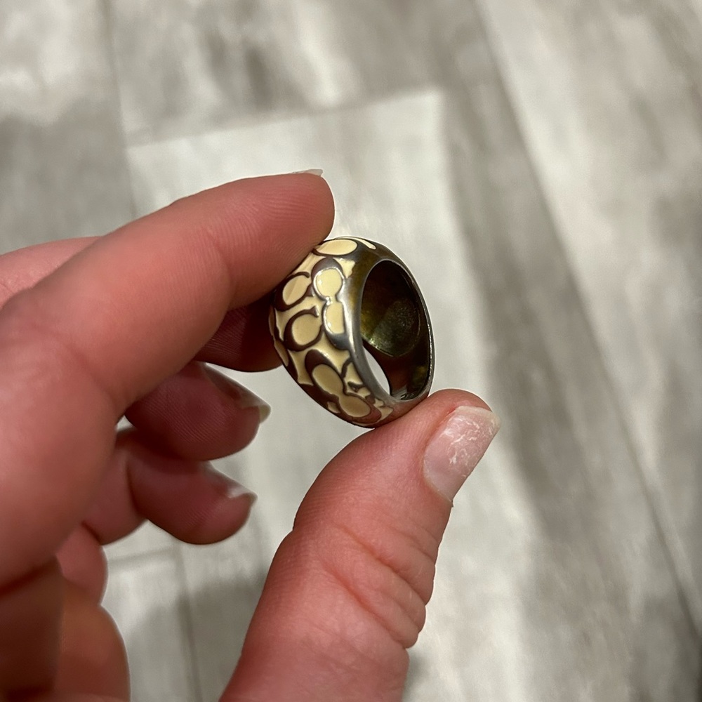 Coach Ring size 6 - Picture 4 of 4